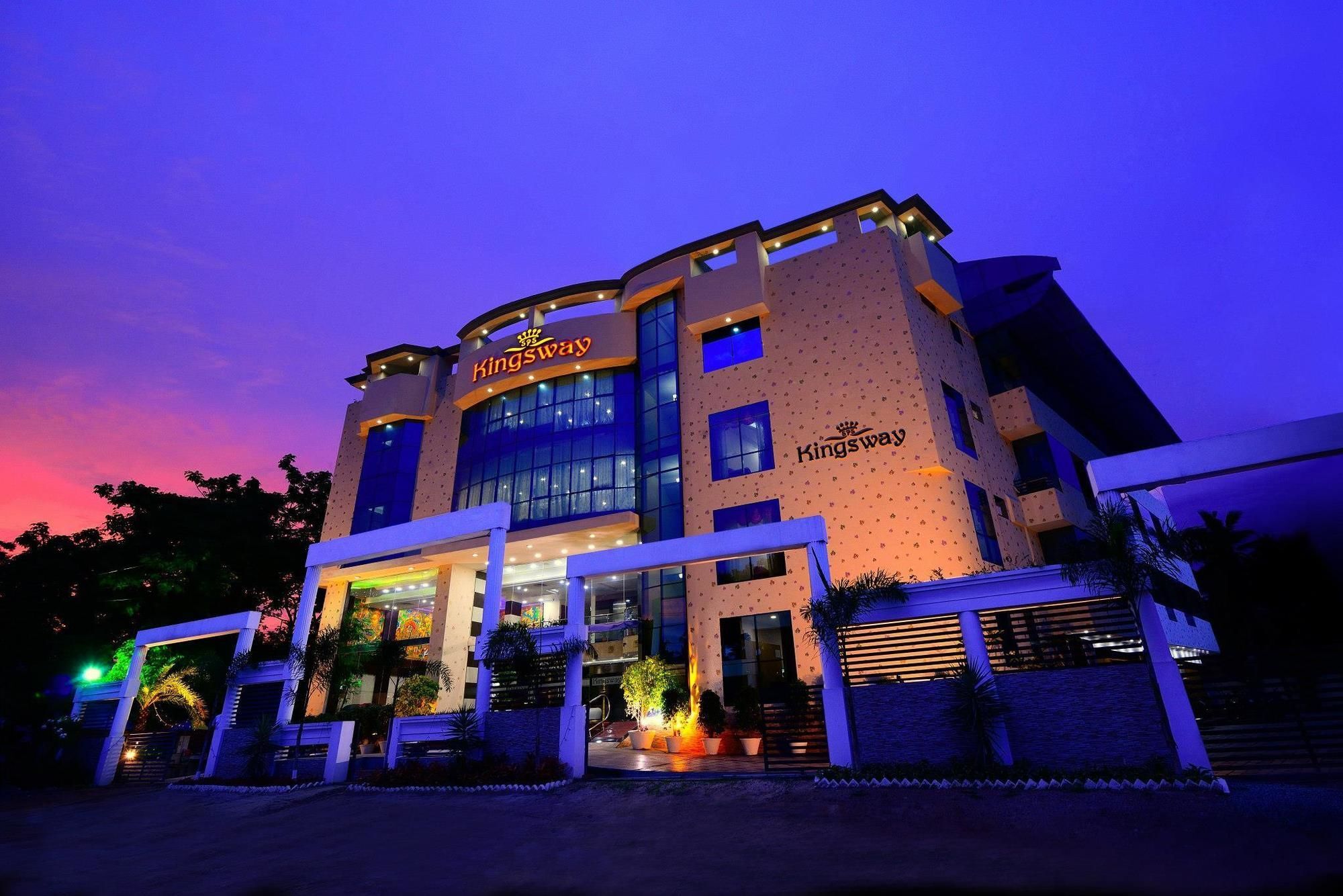 Sps Kings Way Hotell Thiruvananthapuram Exteriör bild