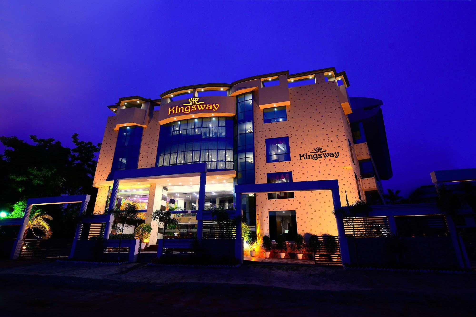 Sps Kings Way Hotell Thiruvananthapuram Exteriör bild