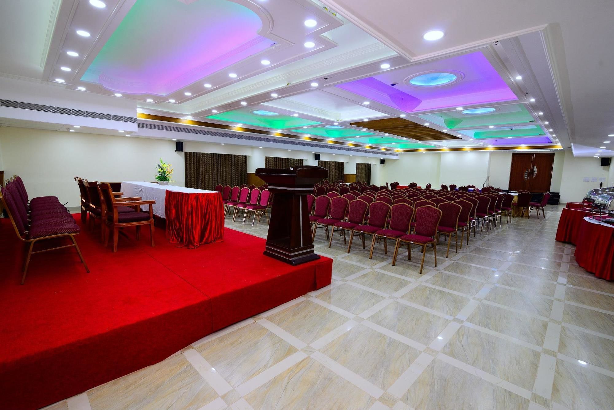 Sps Kings Way Hotell Thiruvananthapuram Exteriör bild